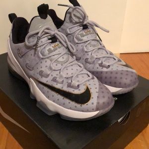 Nike LeBron XIII Las Vegas lows
